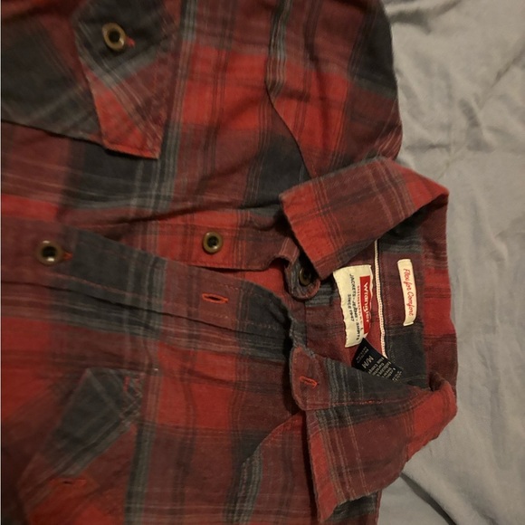 WRANGLER BUTTON FRONT WESTERN SHIRT Men's Size M Red/Black NWOT - Picture 10 of 11